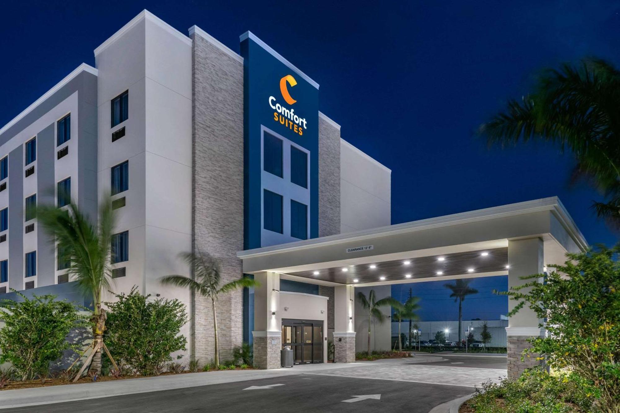 Comfort Suites Stuart-Hutchinson Island Экстерьер фото